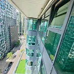Modern 2Bed 2Bath Apartment Canary Wharf - Upto 5 Person
