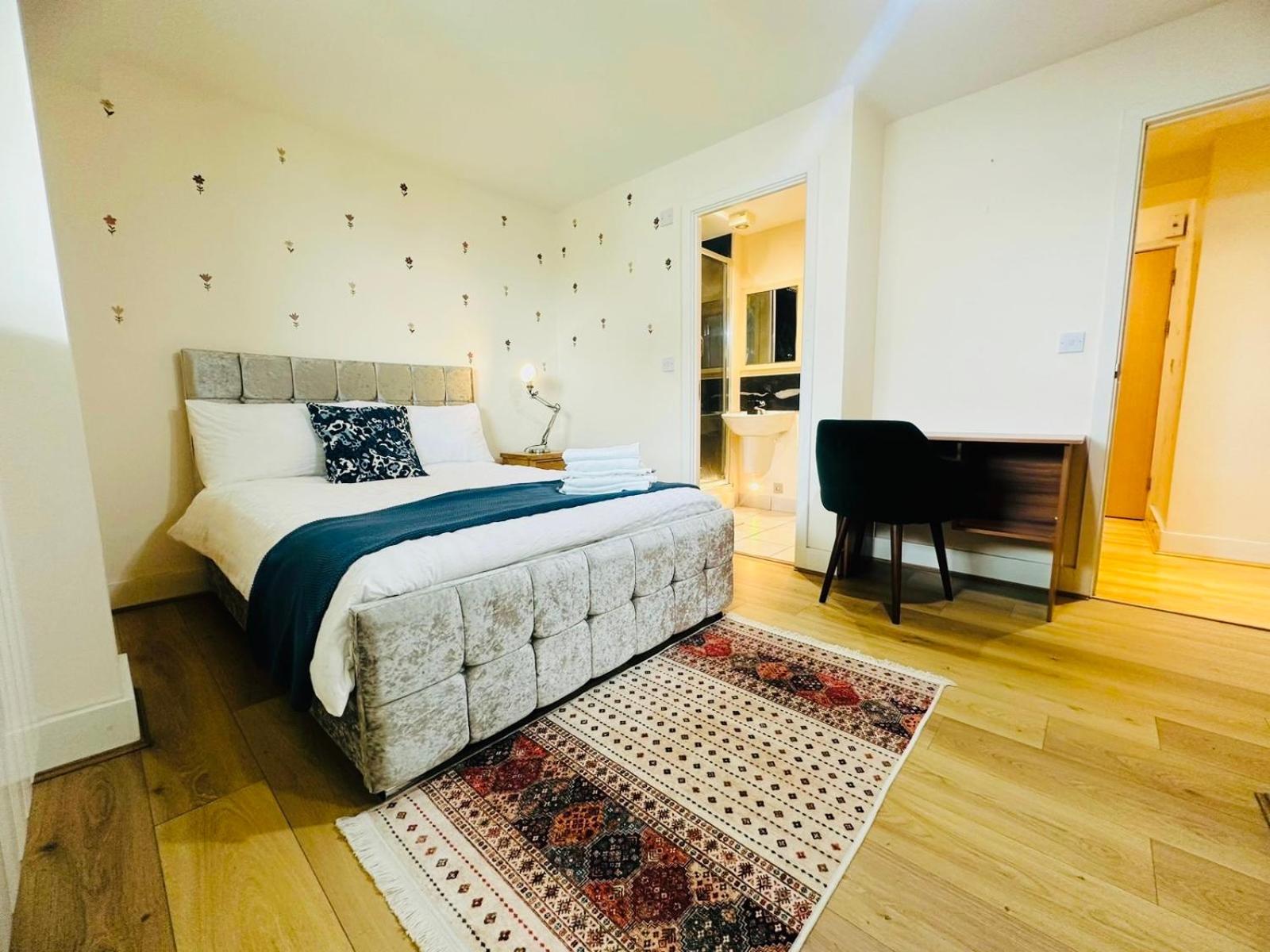 Apartment Modern 2bed 2bath Canary Wharf - Upto 5 Person London