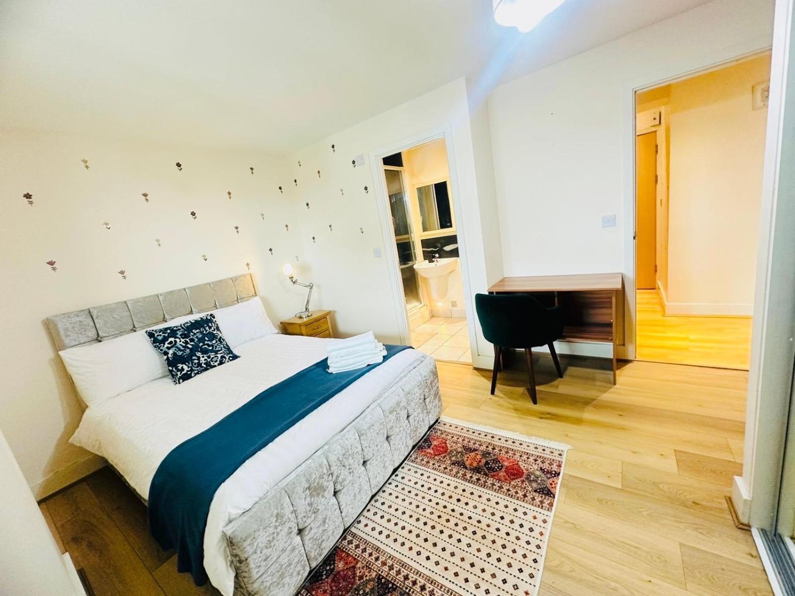 Apartment Modern 2bed 2bath Canary Wharf - Upto 5 Person London