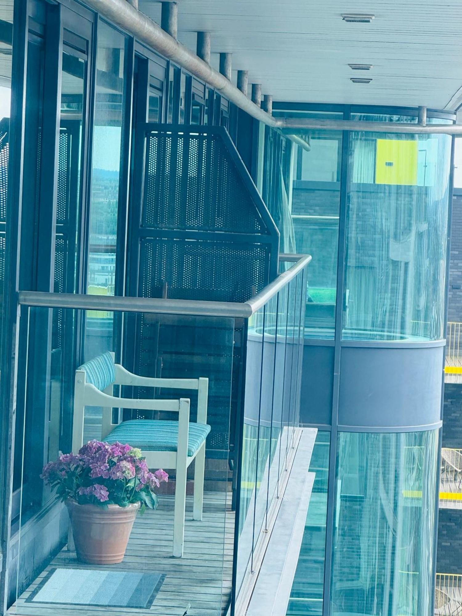 Apartment Modern 2bed 2bath Canary Wharf - Upto 5 Person London